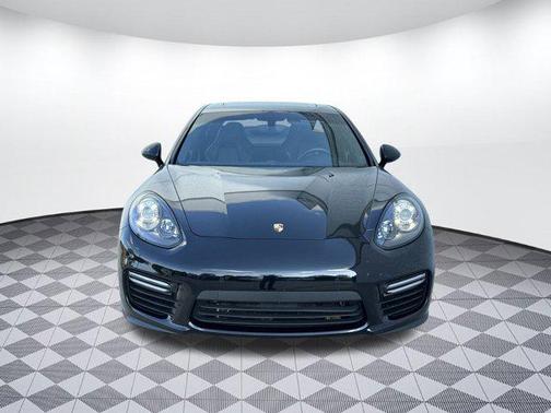 2016 Porsche Panamera GTS