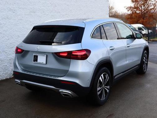 2025 Mercedes-Benz GLA 250 Base