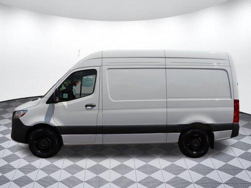 2025 Mercedes-Benz Sprinter 2500 High Roof