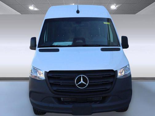 2025 Mercedes-Benz Sprinter 2500 High Roof