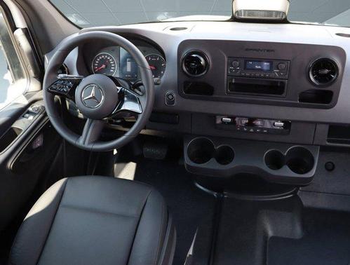 2025 Mercedes-Benz Sprinter 2500 High Roof