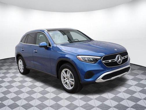 2025 Mercedes-Benz GLC 300 4MATIC