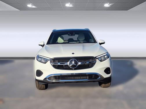 Polar White 2026 Mercedes-Benz GLC 300 4MATIC