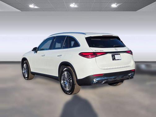 Polar White 2026 Mercedes-Benz GLC 300 4MATIC