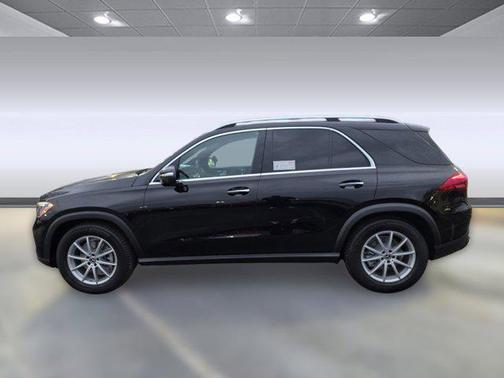 Obsidian Black Metallic 2026 Mercedes-Benz GLE 350 4MATIC