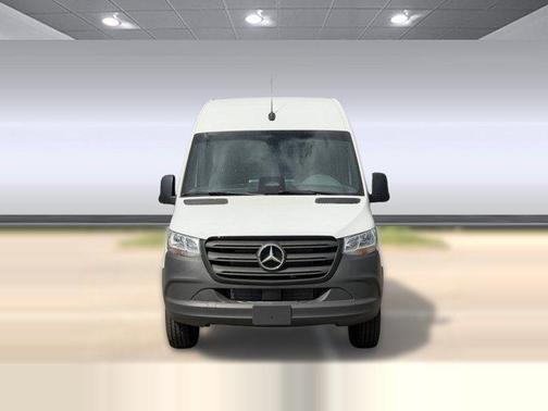 Arctic White 2026 Mercedes-Benz Sprinter 2500 High Roof