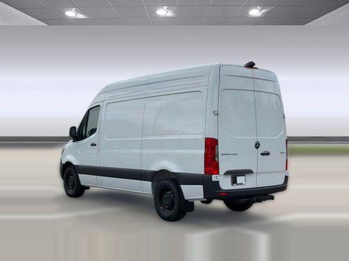 Arctic White 2026 Mercedes-Benz Sprinter 2500 High Roof