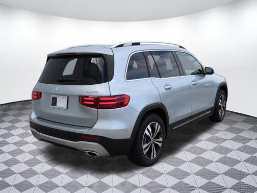 2025 Mercedes-Benz GLB 250 4MATIC