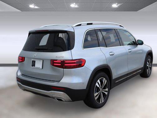 2025 Mercedes-Benz GLB 250 4MATIC