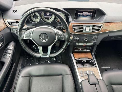 Black 2016 Mercedes-Benz E-Class 4MATIC