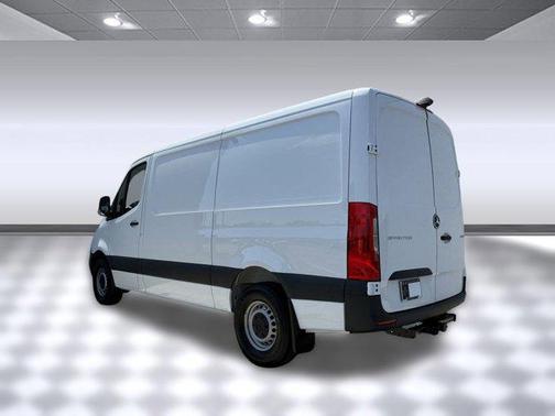2025 Mercedes-Benz Sprinter 2500 Standard Roof