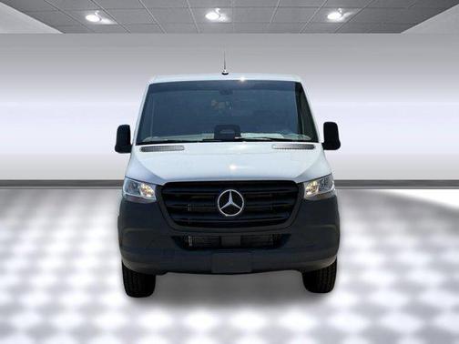 2025 Mercedes-Benz Sprinter 2500 Standard Roof