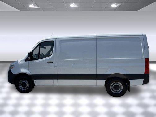 2025 Mercedes-Benz Sprinter 2500 Standard Roof