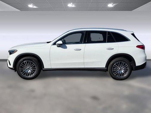 2026 Mercedes-Benz GLC 300 4MATIC