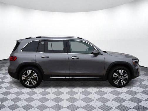 2025 Mercedes-Benz GLB 250 Base