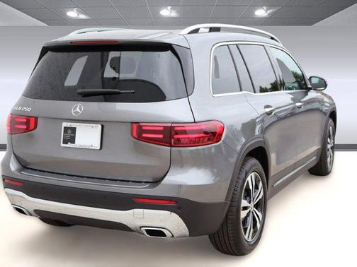 2025 Mercedes-Benz GLB 250 Base