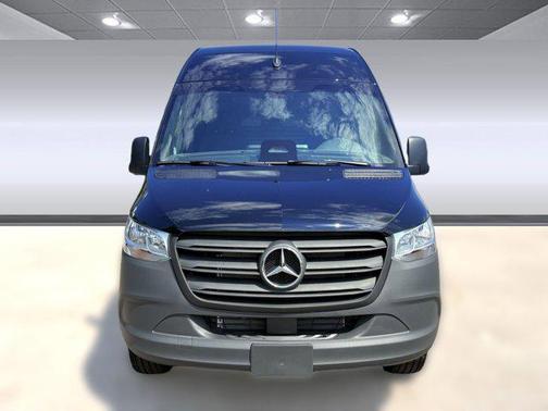 2025 Mercedes-Benz Sprinter 2500 High Roof