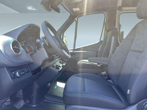2024 Mercedes-Benz Sprinter 2500 High Roof