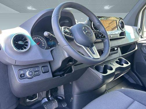 2024 Mercedes-Benz Sprinter 2500 High Roof