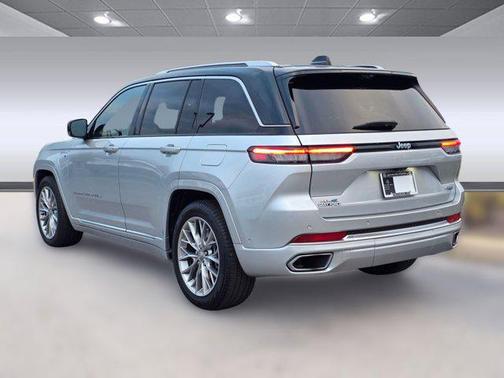 2022 Jeep Grand Cherokee 4xe Summit
