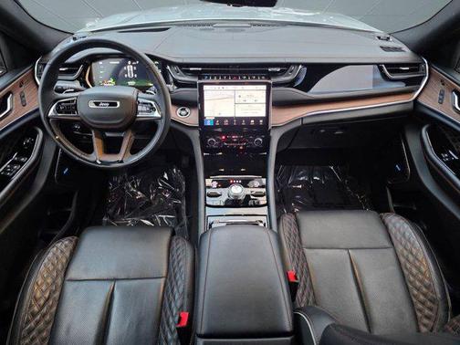 2022 Jeep Grand Cherokee 4xe Summit