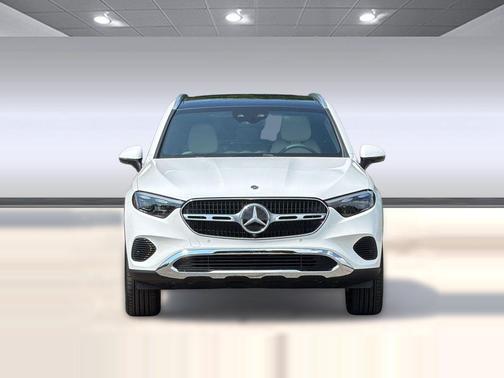 Polar White 2026 Mercedes-Benz GLC 300 4MATIC