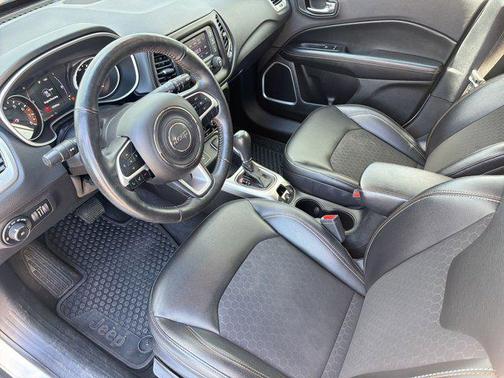 White Clearcoat 2018 Jeep Compass Latitude