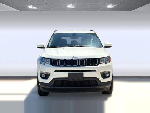 White Clearcoat 2018 Jeep Compass Latitude
