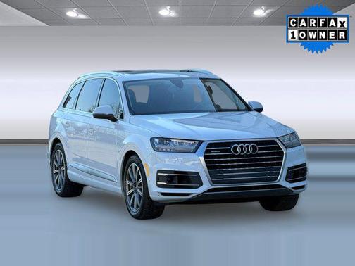 2019 Audi Q7 55 Premium Plus