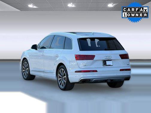 2019 Audi Q7 55 Premium Plus