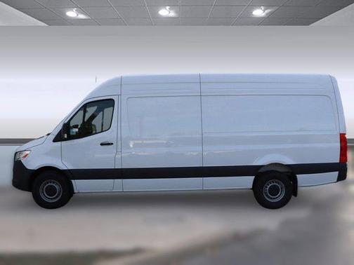 2025 Mercedes-Benz Sprinter 2500 High Roof