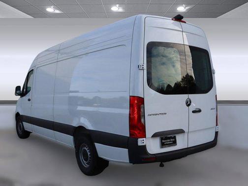 2025 Mercedes-Benz Sprinter 2500 High Roof