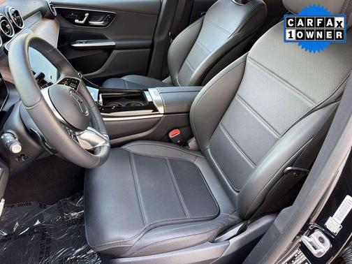 Black 2025 Mercedes-Benz GLC 350e Base