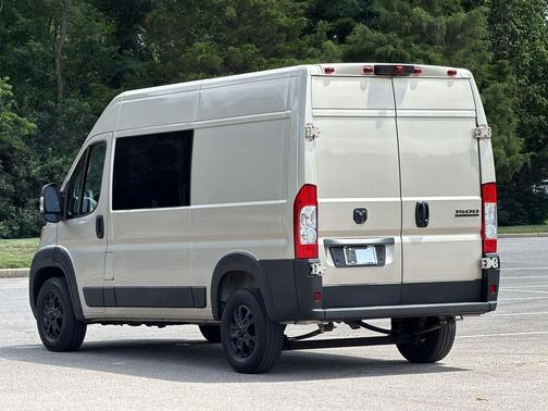 Sandstone Pearlcoat 2023 RAM ProMaster 1500 Base
