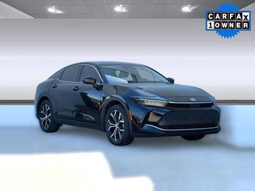 Black 2024 Toyota Crown Limited