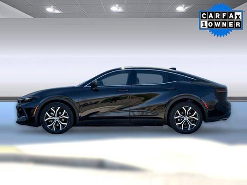 Black 2024 Toyota Crown Limited