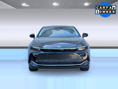 Black 2024 Toyota Crown Limited