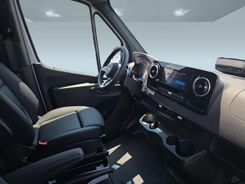 Arctic White 2025 Mercedes-Benz Sprinter 2500 High Roof