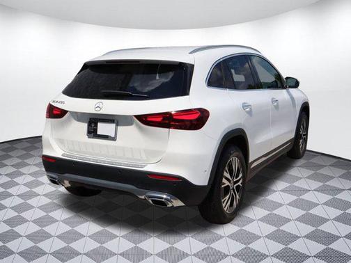 2025 Mercedes-Benz GLA 250 Base