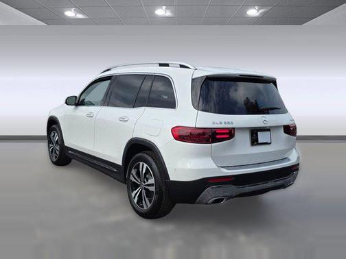 2026 Mercedes-Benz GLB 250 4MATIC