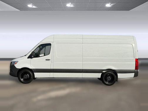 2025 Mercedes-Benz Sprinter 2500 High Roof