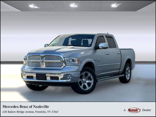 Bright Silver Metallic Clearcoat 2015 RAM 1500 Laramie