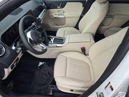 2026 Mercedes-Benz GLB 250 4MATIC