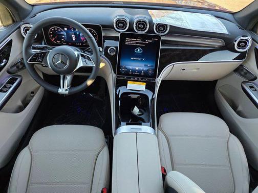 2026 Mercedes-Benz GLC 300 4MATIC