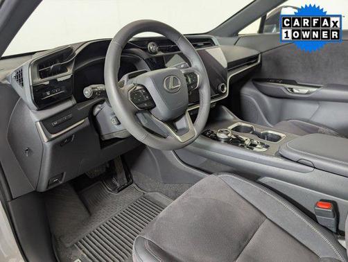 2023 Lexus RZ 450e Luxury