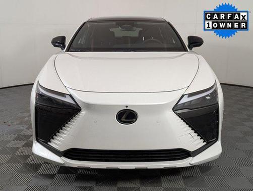 2023 Lexus RZ 450e Luxury