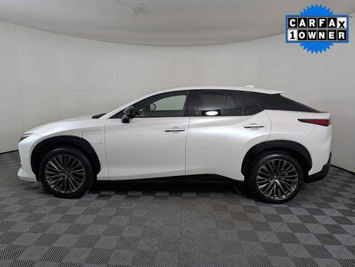 2023 Lexus RZ 450e Luxury