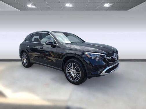 2026 Mercedes-Benz GLC 300 4MATIC