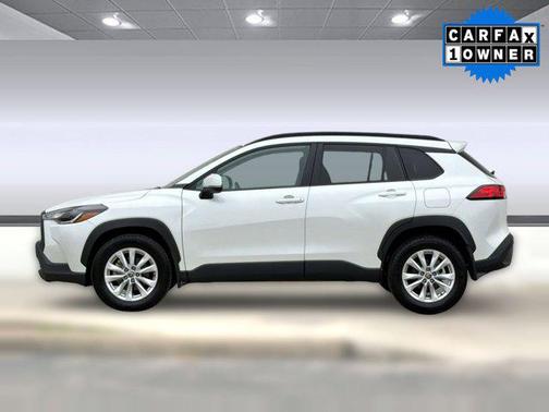 2023 Toyota Corolla Cross LE