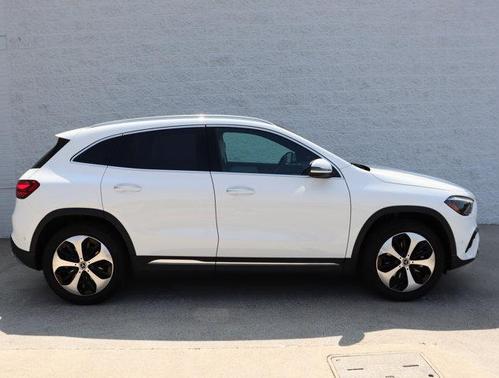 2025 Mercedes-Benz GLA 250 Base
